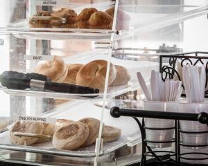 Photo de la galerie de l'établissement Rodeway Inn & Suites Brunswick near Hwy 1, à Brunswick