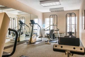 Fitnesscenter och/eller fitnessfaciliteter på Comfort Inn
