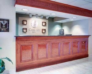 Lobby o reception area sa Comfort Inn Moss Point Pascagoula