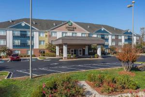 Gallery image of Quality Suites Pineville - Charlotte in Charlotte