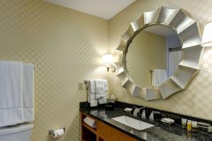 Port Inn and Suites Portsmouth, Ascend Hotel Collection