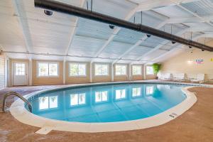a large indoor swimming pool in a building at Quality Inn North Conway in North Conway