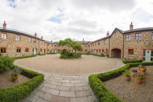Giardino di Decoy Country Cottages