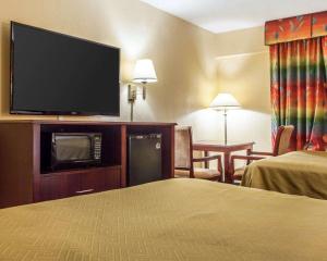 Gallery image of Days Inn by Wyndham Jersey City in Jersey City