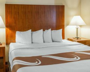 Galeriebild der Unterkunft Quality Inn & Suites Albuquerque West in Albuquerque + 22 Fotos