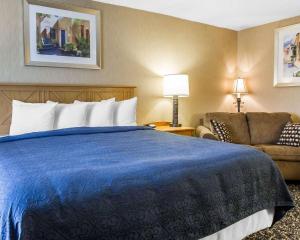 Ένα ή περισσότερα κρεβάτια σε δωμάτιο στο Quality Inn Deming +43 φωτογραφίες