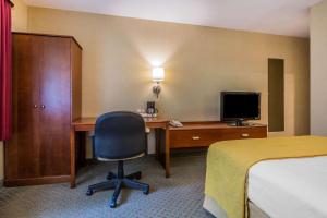 TV a/nebo společenská místnost v ubytování Quality Inn Hyde Park - Poughkeepsie North