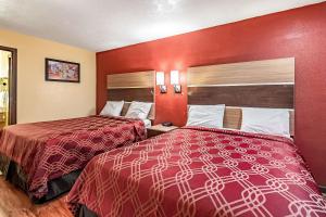 Cama o camas de una habitación en Econo Lodge