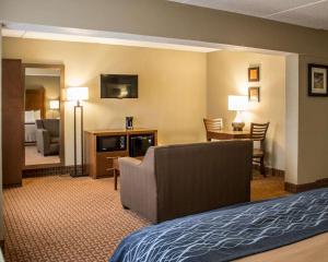 Gallery image of Quality Inn in Akron