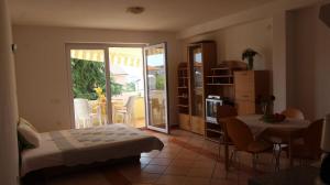 Posezení v ubytování Apartment Malinska, Krk 15