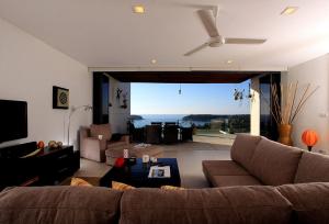 Gallery image of The heights ocean views 2 bedrooms in Kata Beach