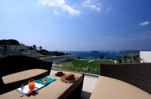 Gallery image of The heights ocean views 2 bedrooms in Kata Beach