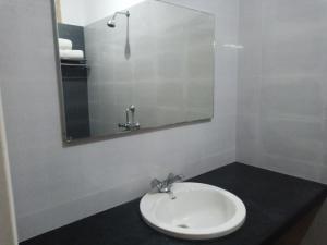 Hotel Victoriyah的一间浴室
