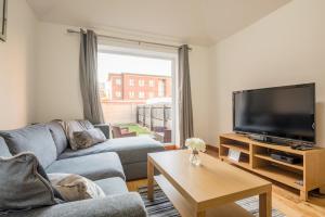 Koala & Tree - Renovated 2 Bed Apartment ideal location - Short Lets & Serviced Accommodation Cambridgeにあるシーティングエリア