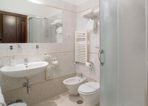 Koupelna v ubytování Hotel Relais Valle Orientina