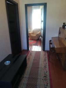 Istumisnurk majutusasutuses Nikoloz Guesthouse