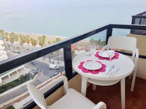 A general sea view or a sea view taken from Az apartmant