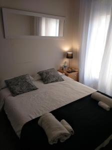 Postel nebo postele na pokoji v ubytování 7 Moons B&B