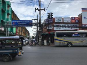 Galeriebild der Unterkunft Boundary Hostel and Cafe in Surat Thani
