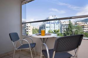 Μπαλκόνι ή βεράντα στο Golden Age Athens Hotel