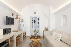 TV a/nebo společenská místnost v ubytování Cocoon Suites