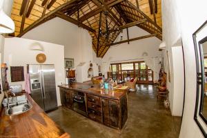 Foto dalla galleria di Stunning Mountain Views From A 3-Bedroom Home With Pool a Hoedspruit