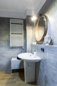 Kúpeľňa v ubytovaní Nowy Apartament Atal Tower - Garaż - Taras Widokowy - Centrum