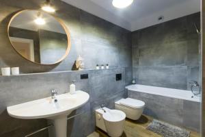 Kúpeľňa v ubytovaní Nowy Apartament Atal Tower - Garaż - Taras Widokowy - Centrum