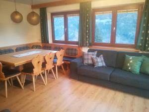 Posedenie v ubytovaní Ferienhaus Gundolf Peter