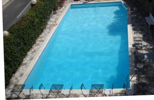 Swimming pool sa o malapit sa Hotel La Conchiglia