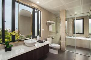 O baie la Hanoi L'Heritage Diamond Hotel & Spa