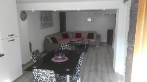 Fotografie z fotogalerie ubytování APARTMAN SAUNA "NINO" v destinaci Gornje Jesenje