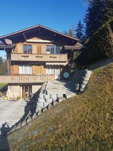 Φωτογραφία από το άλμπουμ του Chalet Grüneggli στο Αντελμπόντεν