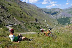 Paesaggio naturale nelle vicinanze del campeggio