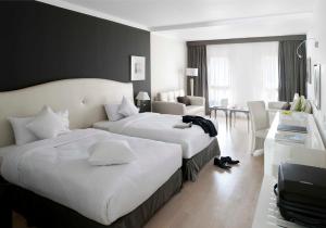 Barceló Cairo Pyramids 객실 침대