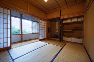 Fotografie z fotogalerie ubytování Guest House Takazuri-KITA v destinaci Nanto