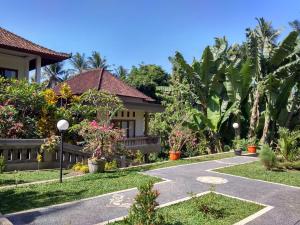 Zahrada ubytování Kartika Bungalows