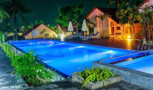 Swimming pool sa o malapit sa Thai Tan Tien Hotel