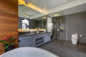 Koupelna v ubytování Karon Beach Pool Villa - Sha Extra Plus