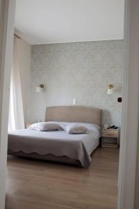 Gallery image of Hotel Anesi in Athens