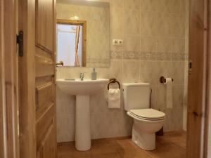 A bathroom at Vora Riu Még 37 kép