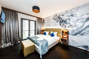 Postel nebo postele na pokoji v ubytování Best Western Plus Royal Suites