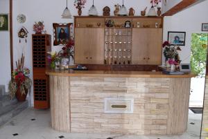 Lounge nebo bar v ubytování Rosmari Hotel