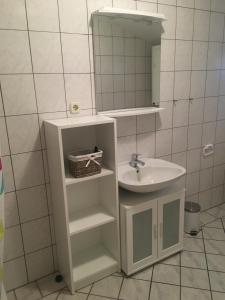 Phòng tắm tại Apartments Villa Ivva