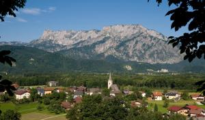 Gallery image of Hotel Gasthof Zum Kirchenwirt in Puch bei Hallein