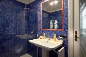 A bathroom at La Casa Sul Nilo