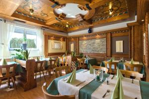 Restaurace v ubytování Gästehaus Mythos