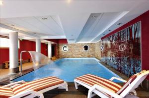リスルにあるPenthouse "Bond 007" 120 m2 piscine sauna Risoul 1850のギャラリーの写真
