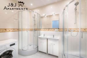 Kúpeľňa v ubytovaní J&J Apartments Łazienna 30 - 12 + 26 fotografií