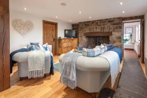 Afbeelding uit fotogalerij van Bryn-Y-Groes Cottage in Ystradgynlais +34 foto's